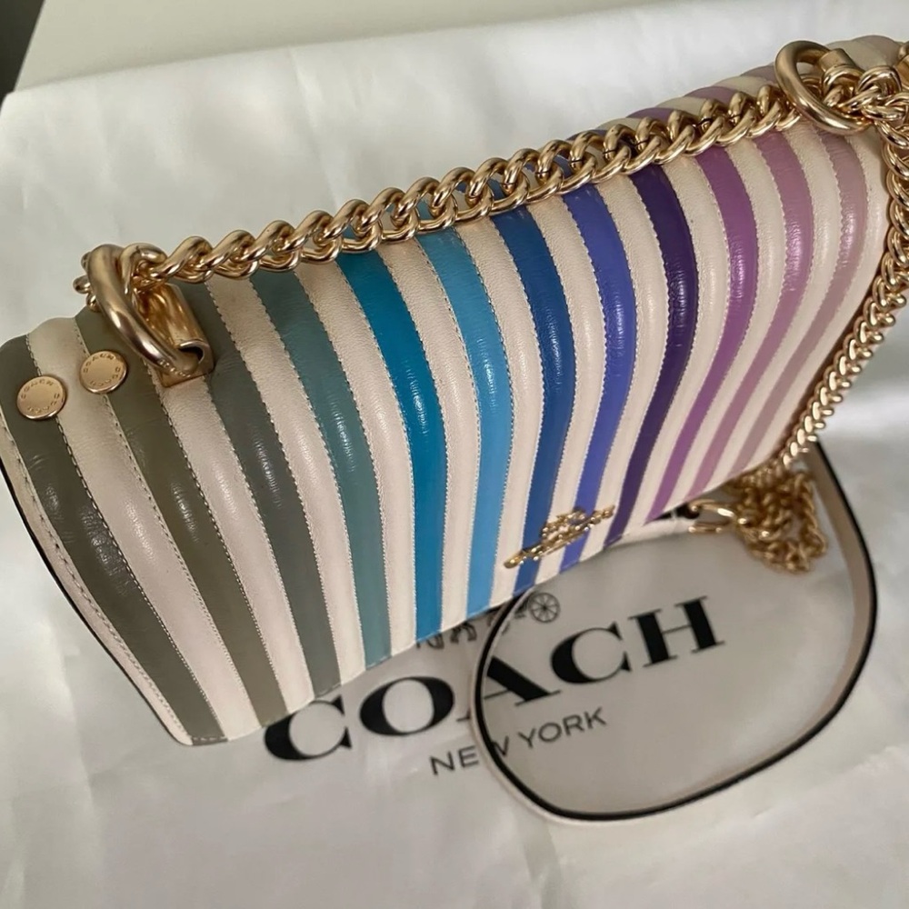 Coach Klare Crossbody with Ombré Quilting - Picture 4 of 9